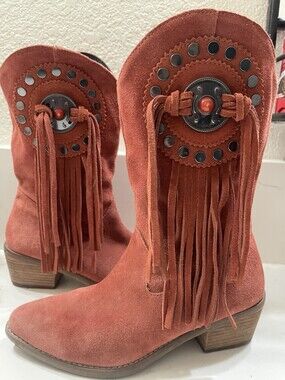Durango Women’s 7 M Rust Suede Fringe Concho Western Cowboy Boho Boots Rodeo
